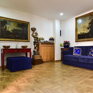 Elite Roma